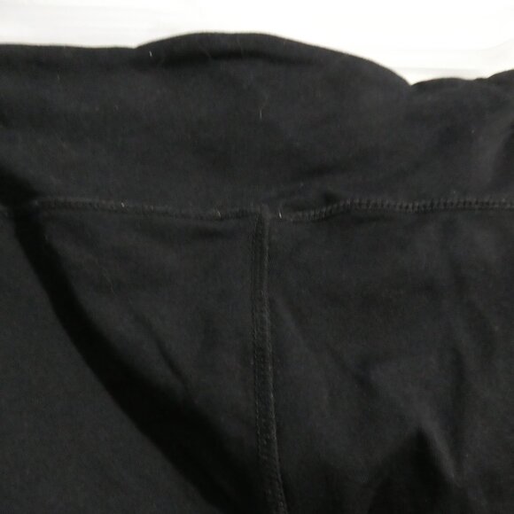 INFINITE Legging Crop | small | Black Leggings - Picture 11 of 16